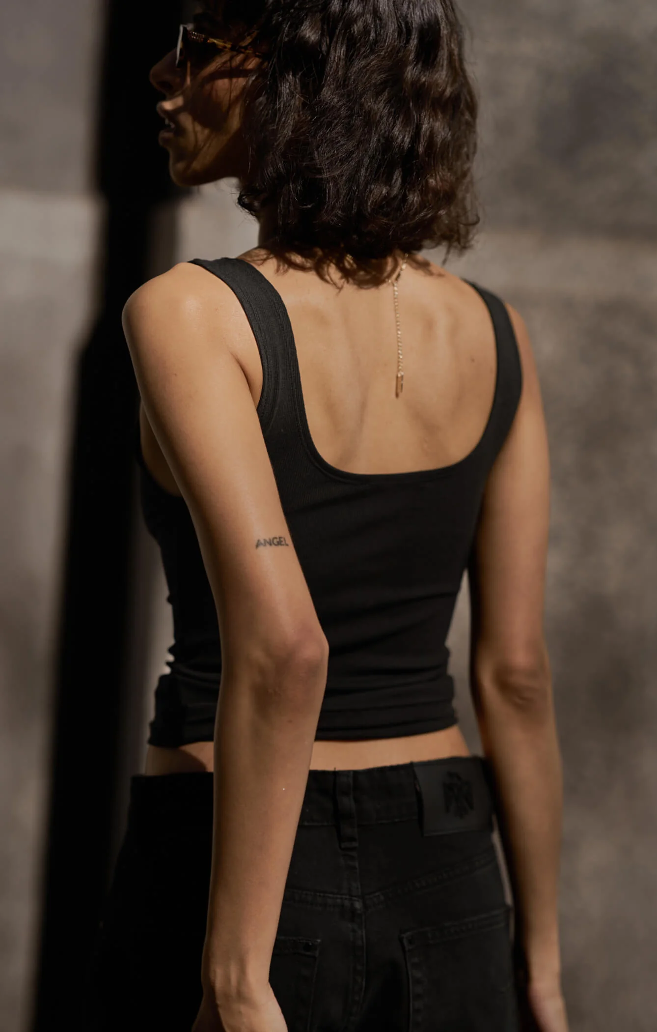 THE LUXE RIB TANK - BLACK - Image 6